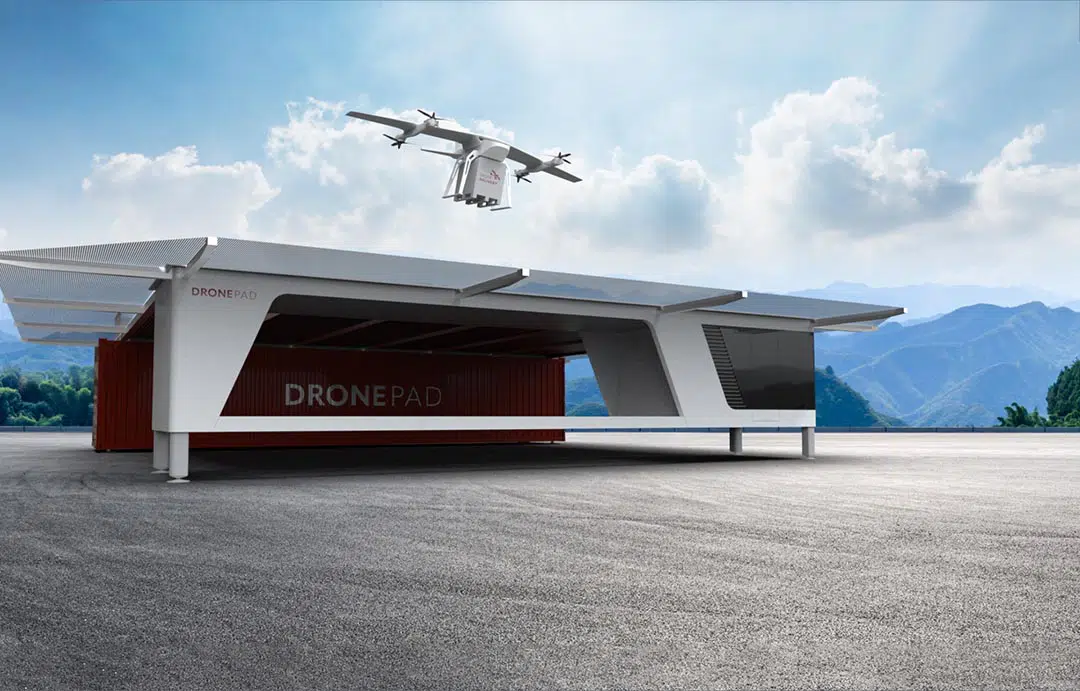Drohne startet von mobiler Logistik-Plattform