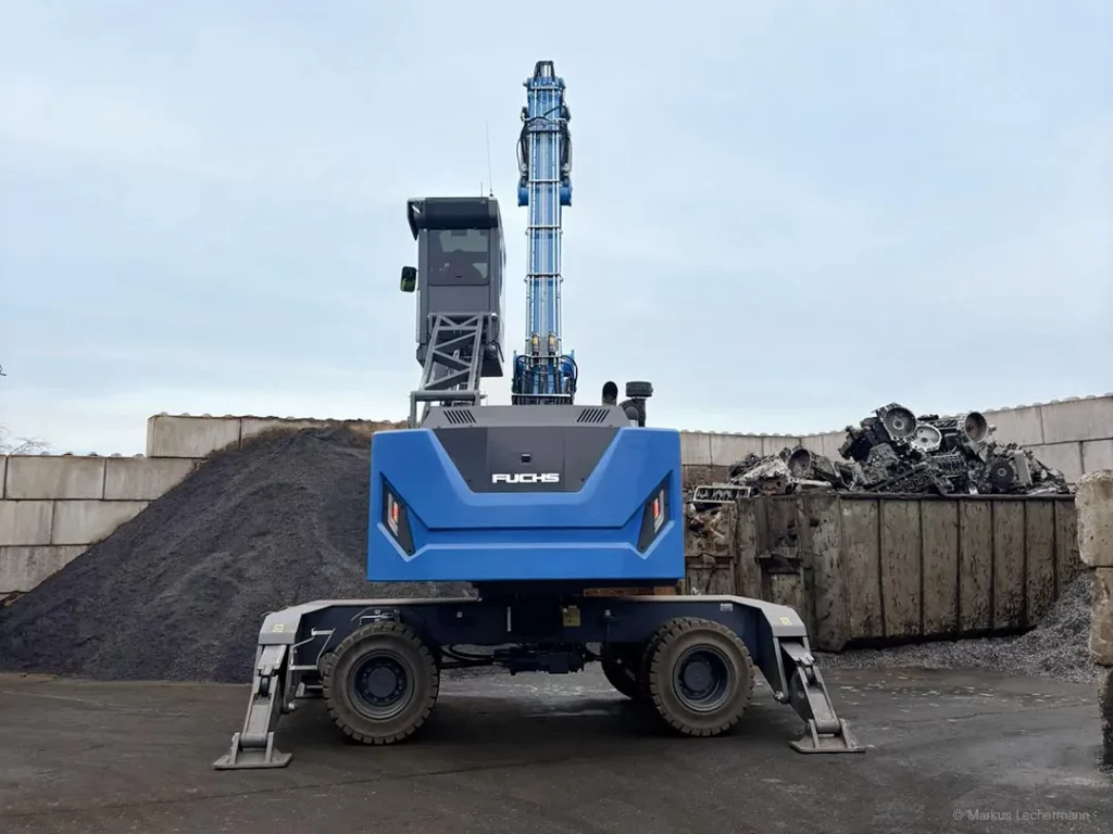 Umschlagbagger MHL 350 aus der G-Serie von Fuchs Terex