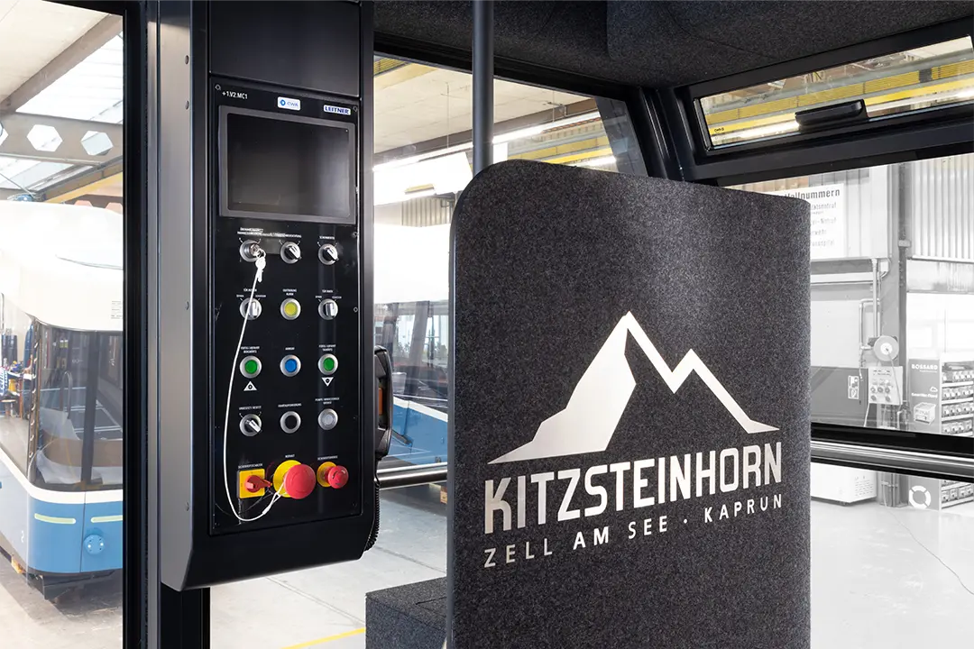 Seilbahnkabinen Interior der Kitzsteinhorn Gipfelbahn im CWA Werk, Doppelmayr