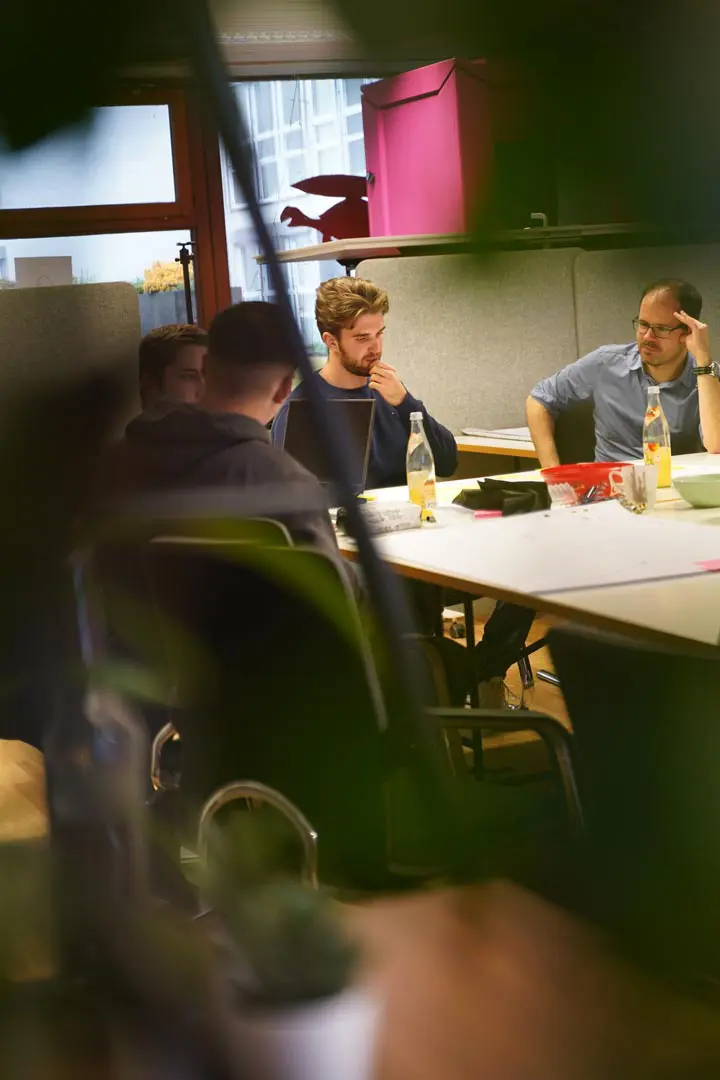 Albert Schuster bei der Strategie-Beratung für ein Startup