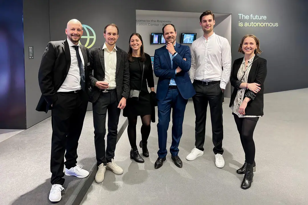 Team von MOJA Design auf dem Doppelmayr Messestand auf der Interalpin